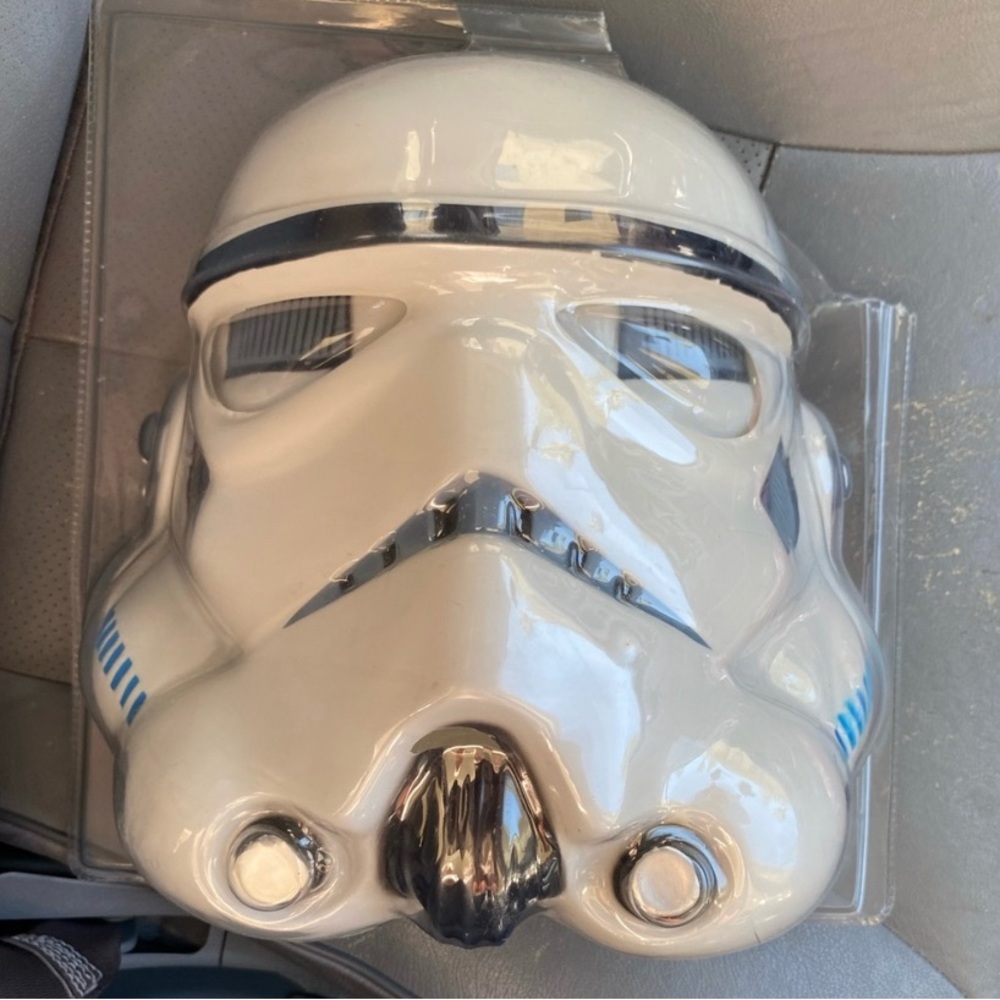 S O L D !!! Star Wars Storm Trooper Mask
